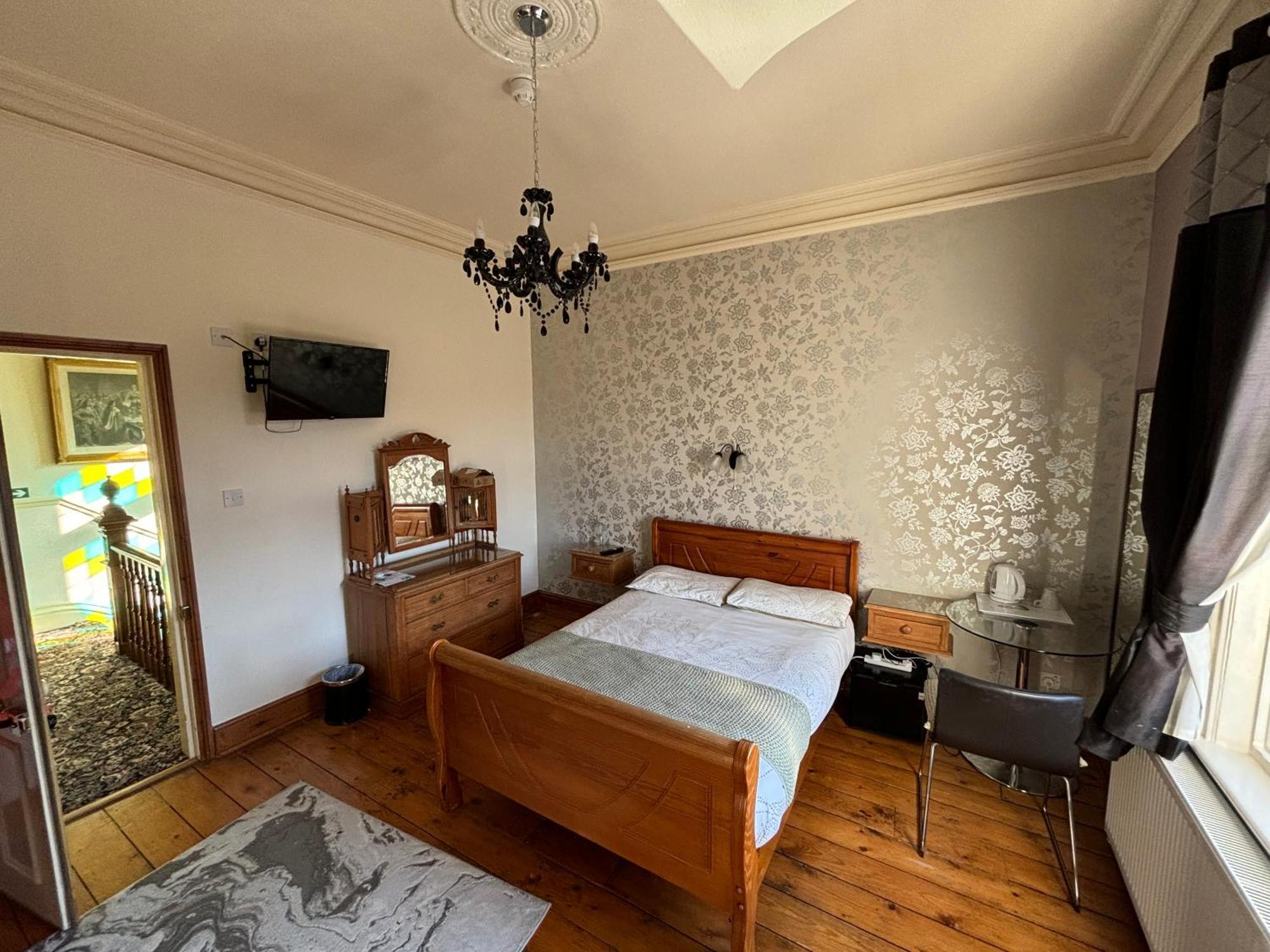 Guest house Elford House - 3*